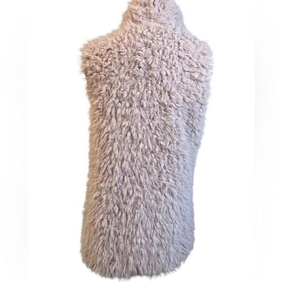 Ashley by 26 International Soft Faux Sherpa Tunic Vest - Picture 4 of 6